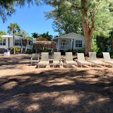 Little Gull Cottages ロングボートキー エクステリア 写真